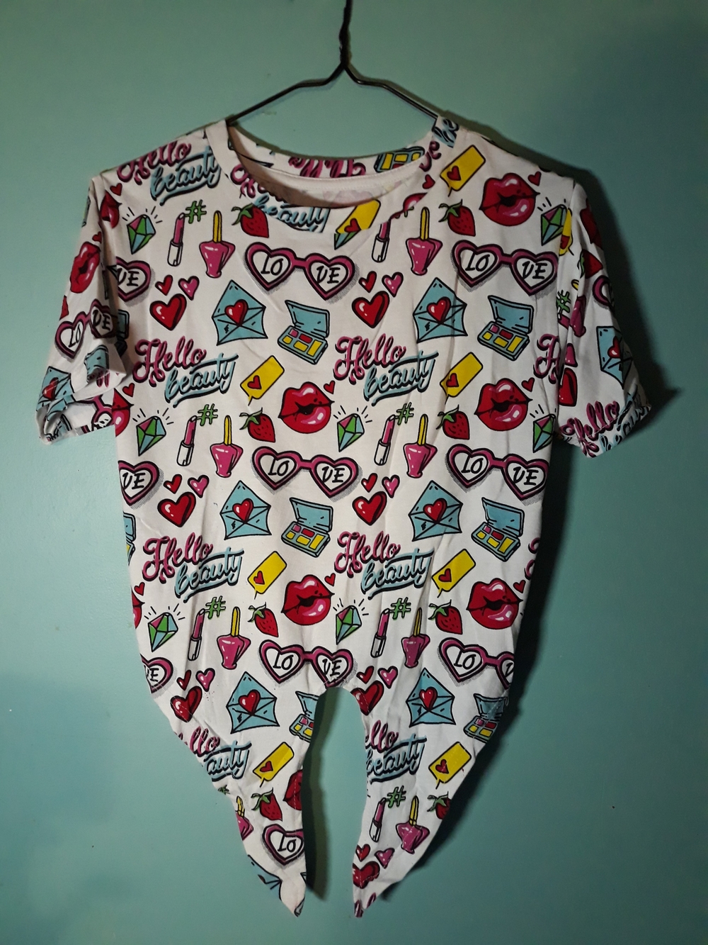Graphic Tie-Front Short Sleeve